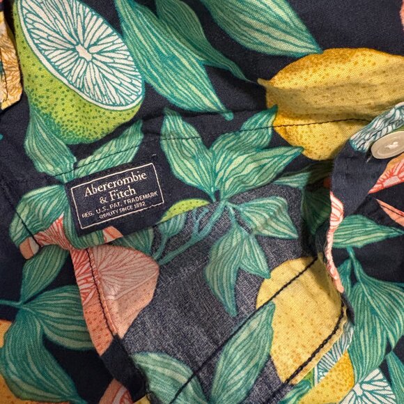 Abercrombie & Fitch Citrus Fruit Short Sleeve Button Down Cotton Shirt Size S - Picture 4 of 8